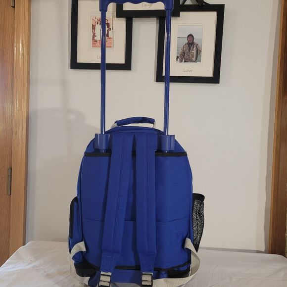 RUgged Kids! Back Pack/lugguage On Wheels 19"x13"x8" - Picture 6 of 14